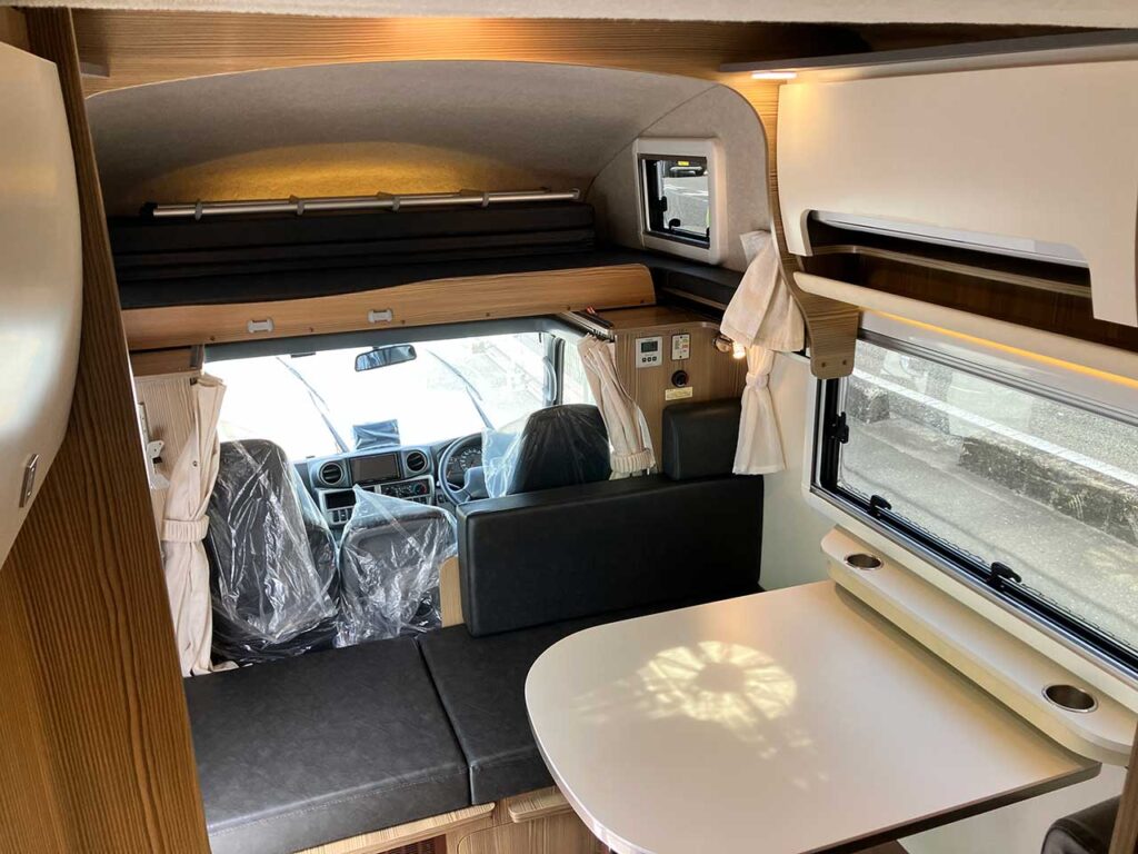 ジル520 特別仕様車 2.0Lガソリン