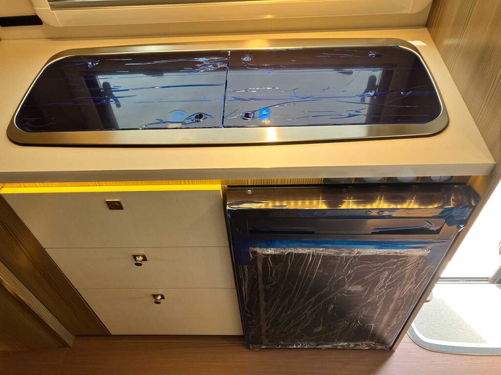 ジル520 特別仕様車 2.0Lガソリン